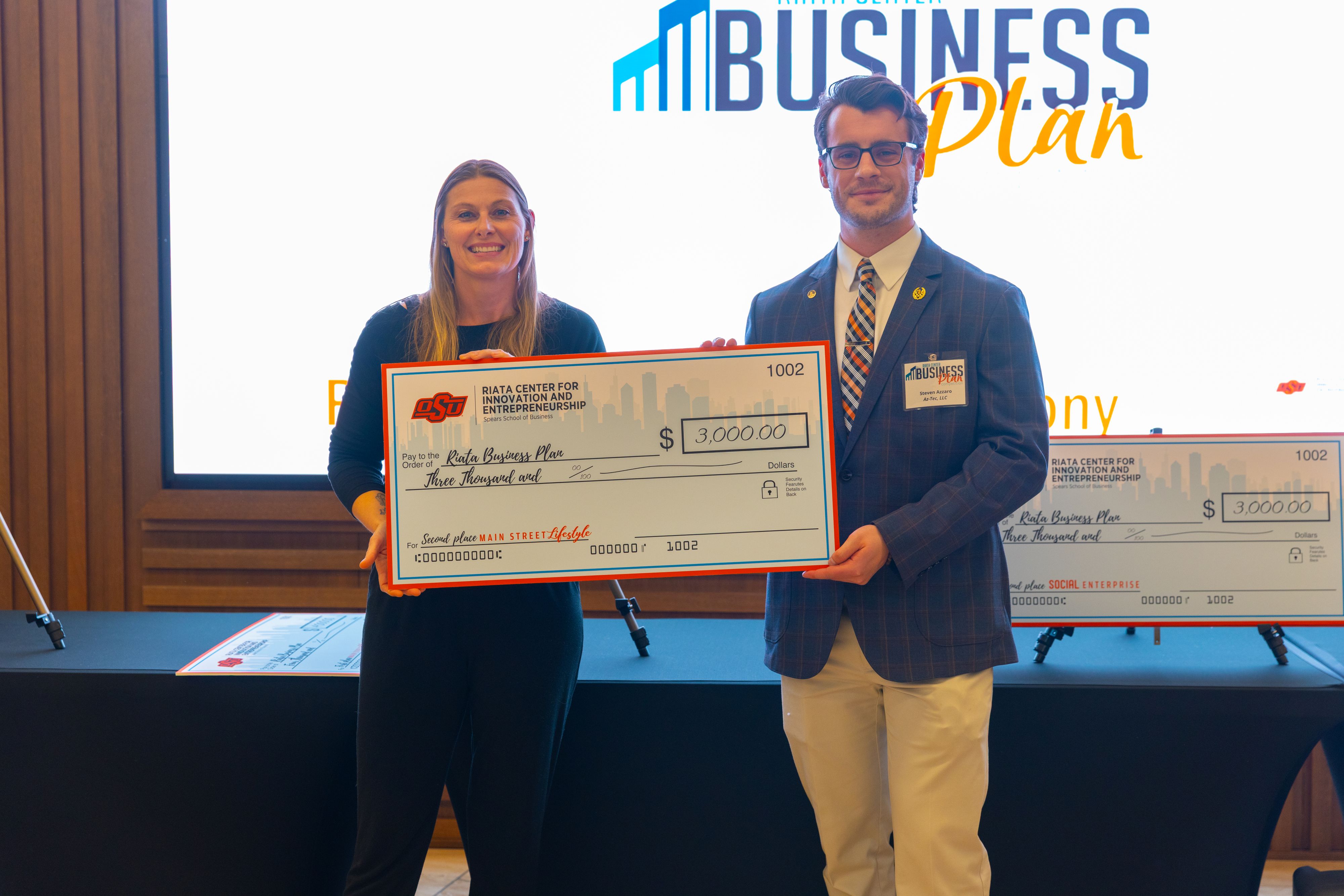 Paula McCullough, Steven Azzaro