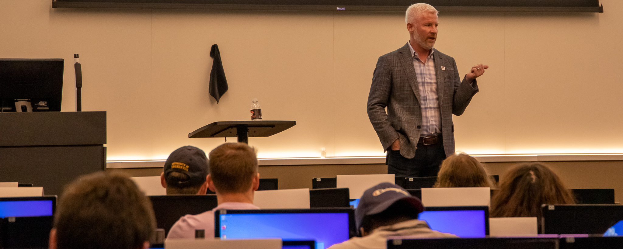 Credera CEO, Justin Bell presenting at CEO Day 2022 Credera CEO, Justin Bell presenting at CEO Day 2022