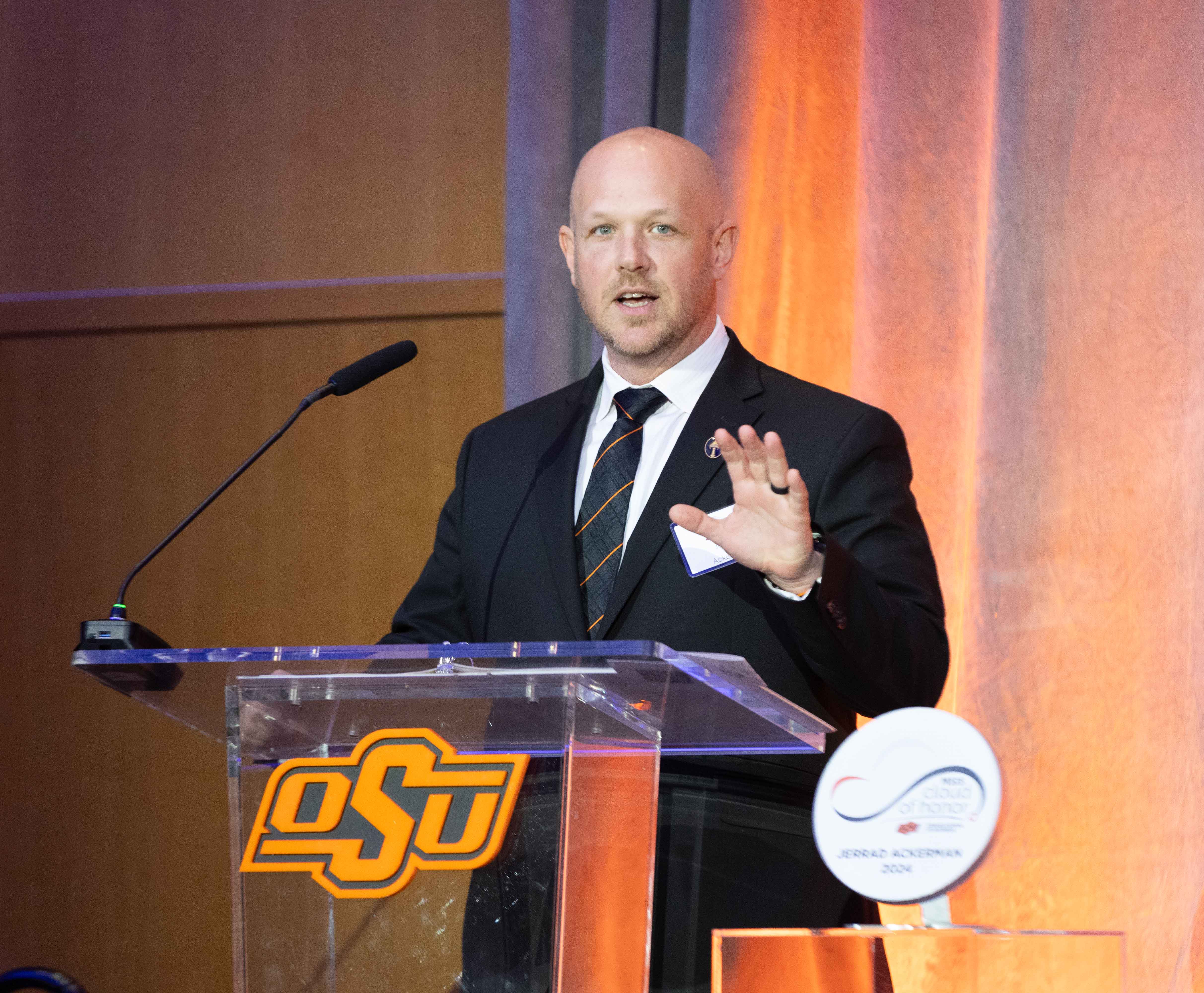 Jerrad Ackermann speaking at 2024 Cloud of Honor banquet